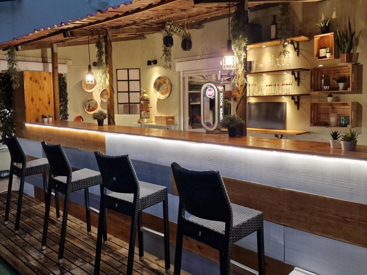 Auberge de jeunesse Castilho 63 &